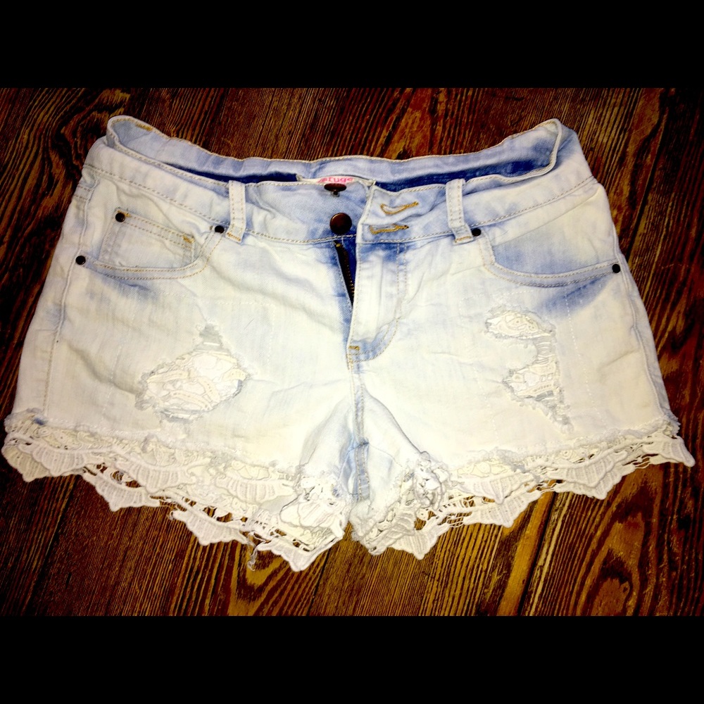 White lace fringed denim shorts size:4
